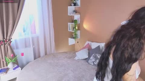 Kira online show from 03.11.25