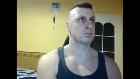 Snapshot of bzykacz1988 chatting on 02.15.26 bzykacz1988 online show from 02.15.26