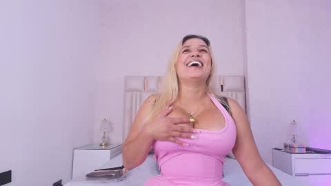 Carolina online show from 04.16.26