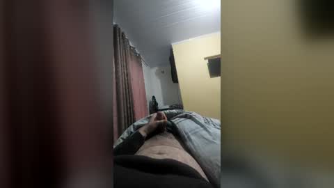 Snapshot of cacas1818 chatting on 06.28.26 cacas1818 online show from 06.28.26