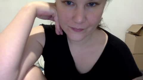Snapshot of caffeinated_lamb chatting on 05.28.26 Lamb online show from 05.28.26