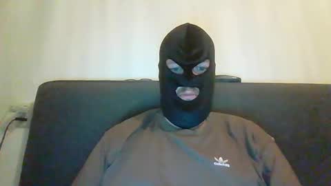 Snapshot of cagegag31 chatting on 11.15.25 cagegag31 online show from 11.15.25