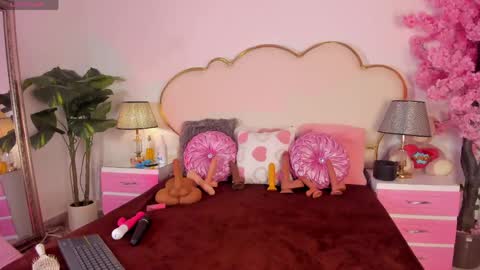 Cahitlin  online show from 04.21.26