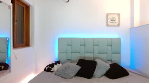 Snapshot of cailyn_briona chatting on 11.14.25 Cailyn Independent model online show from 11.14.25