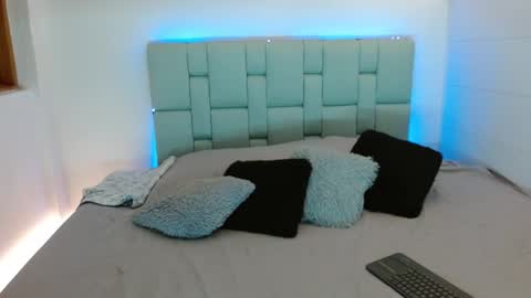 Cailyn Independent model online show from 02.08.26