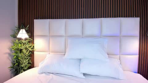 CailynBrown online show from 11.19.25