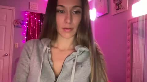 Snapshot of calibarbie24 chatting on 11.27.25 calibarbie24 online show from 11.27.25