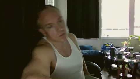 Snapshot of caligrown1154 chatting on 06.03.26 caligrown1154 online show from 06.03.26