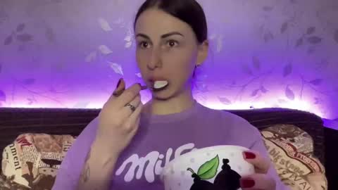 Snapshot of call_me_dad_ chatting on 03.09.25 Anna online show from 03.09.25