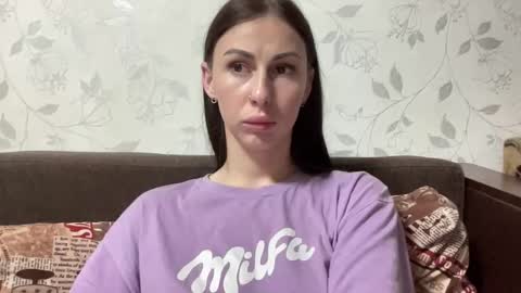 Snapshot of call_me_dad_ chatting on 11.09.25 Anna online show from 11.09.25