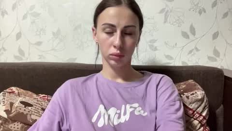 Snapshot of call_me_dad_ chatting on 11.11.25 Anna online show from 11.11.25