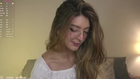 Snapshot of call_me_rosie chatting on 11.17.25 online show from 11.17.25