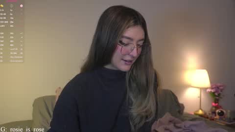 Snapshot of call_me_rosie chatting on 11.28.25 online show from 11.28.25