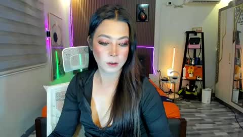 Snapshot of callme_ivyaguas chatting on 06.24.26 IVY online show from 06.24.26