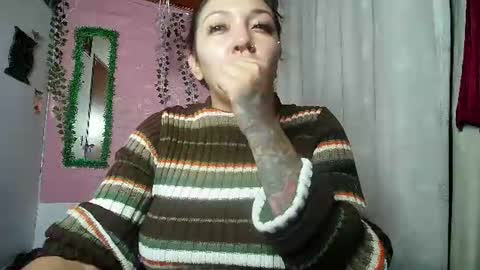 Snapshot of callme_lolas chatting on 07.01.26 paula online show from 07.01.26