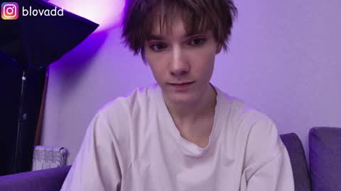 Snapshot of callmenineoneseven chatting on 02.07.25 Nick online show from 02.07.25