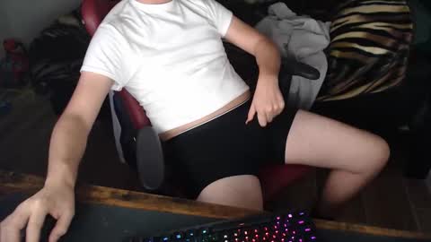 Snapshot of callmethe1 chatting on 11.19.25 DesertBoy2023 online show from 11.19.25