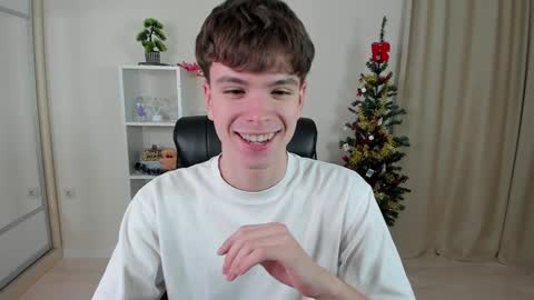 Hey I am Calvin  online show from 01.03.25