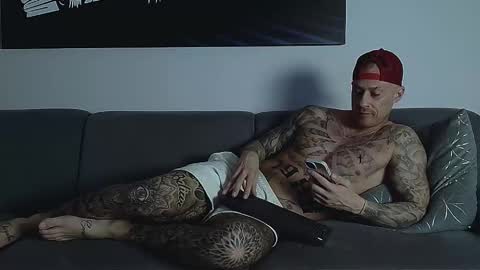 Calvin  online show from 10.30.25