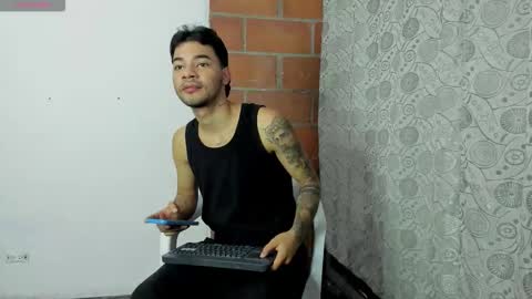 Snapshot of calvinparker_ chatting on 12.19.25 Calvin online show from 12.19.25