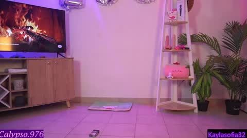 Snapshot of calypso_and_ge1 chatting on 01.26.25 Calypso and Kayla online show from 01.26.25