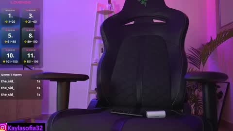 Snapshot of calypso_and_ge1 chatting on 02.19.25 Calypso and Kayla online show from 02.19.25