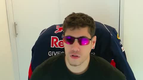 camara110 online show from 11.27.25