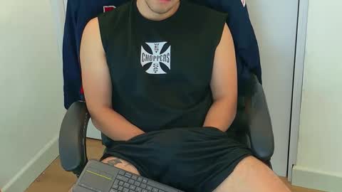 camara110 online show from 12.15.25