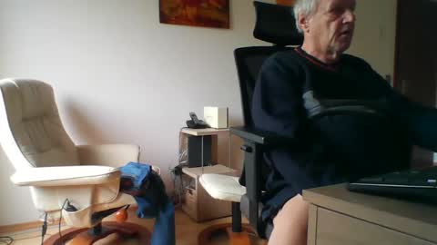 Snapshot of camcologne chatting on 12.10.24 camcologne online show from 12.10.24