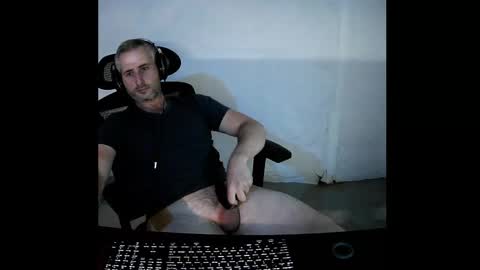 Snapshot of camcrusader chatting on 09.10.25 herp derp online show from 09.10.25