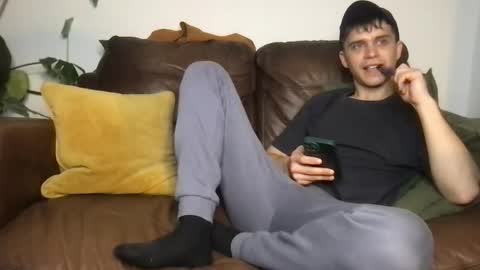 CamDoAttitude online show from 04.19.26