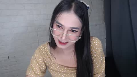 Snapshot of camela_star chatting on 02.02.25 camela_star online show from 02.02.25