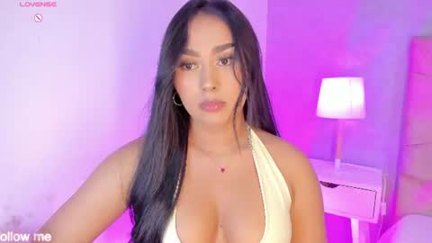Snapshot of cameliaa_smiith chatting on 06.20.26 Camelia Smith online show from 06.20.26