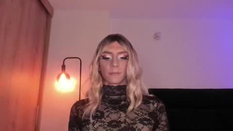 Snapshot of cameron_lyra chatting on 01.11.26 Cameron online show from 01.11.26