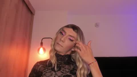 Snapshot of cameron_lyra chatting on 02.02.26 Cameron online show from 02.02.26