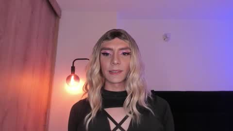 Snapshot of cameron_lyra chatting on 02.09.26 Cameron online show from 02.09.26