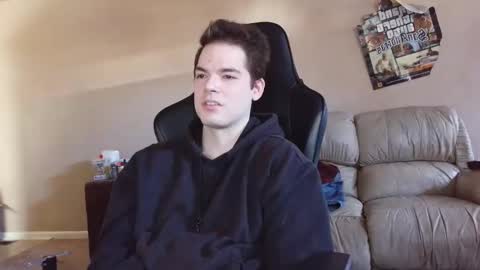 Snapshot of camerondt chatting on 12.15.25 camerondt online show from 12.15.25