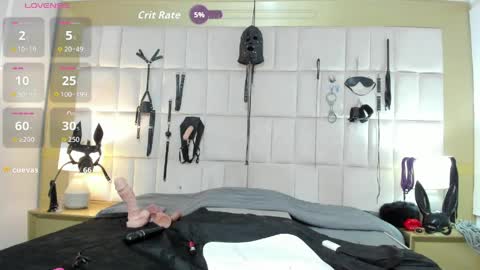 Snapshot of cameronstar1 chatting on 05.08.26 CameronStar online show from 05.08.26