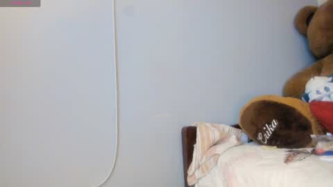 Snapshot of cami_hot_hair chatting on 06.25.26 cami online show from 06.25.26