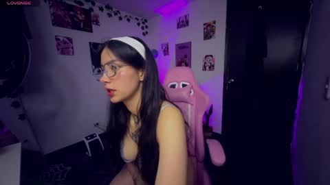 Snapshot of cami_mila99 chatting on 05.17.26 CAMI online show from 05.17.26