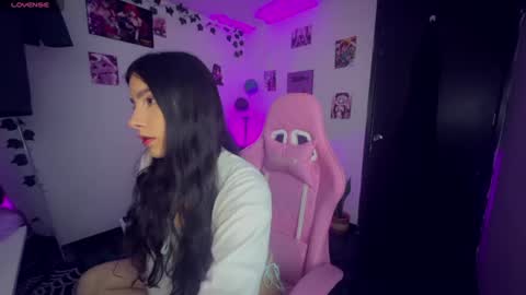 Snapshot of cami_mila99 chatting on 06.15.26 CAMI online show from 06.15.26