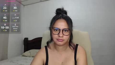 Camila Valbuena online show from 09.29.25