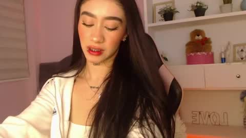camila online show from 04.28.26