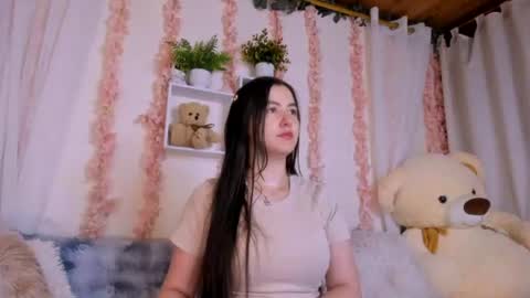 Snapshot of camiilalopee chatting on 07.19.26 Camii Lopez online show from 07.19.26