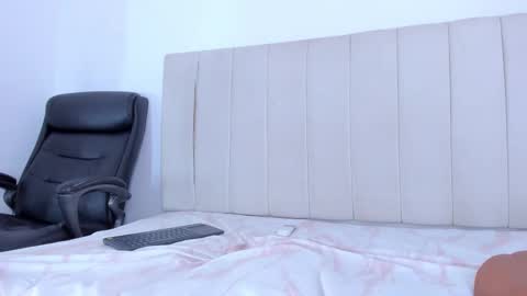 Snapshot of camila_adams chatting on 02.24.25 Cami online show from 02.24.25