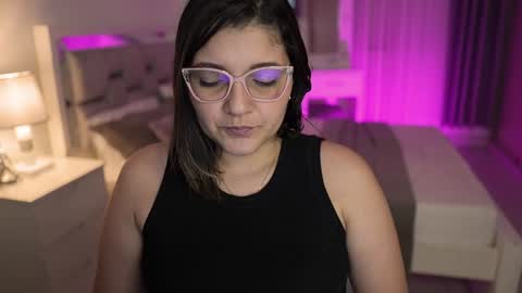 Camila buitrago online show from 12.29.24