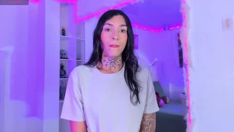  s online show from 10.10.25