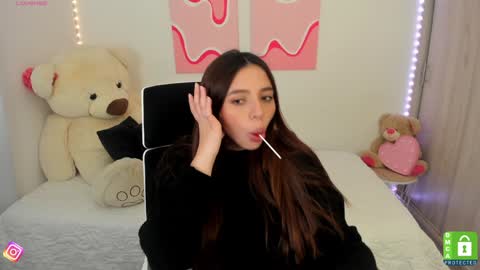 Snapshot of camila_ec2 chatting on 12.11.24 C A M I online show from 12.11.24