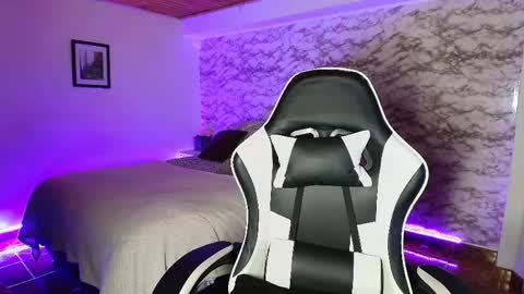 Camila Roose online show from 04.03.26