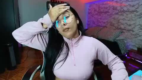 Camila Roose online show from 08.05.26